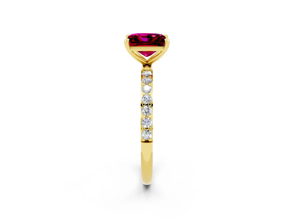 Yellow gold Princess Cut Garnet Solitaire Ring with Round  Pavé Band and Prong Setting