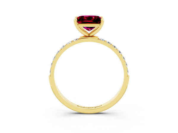 Yellow gold Princess Cut Garnet Solitaire Ring with Round  Pavé Band and Prong Setting