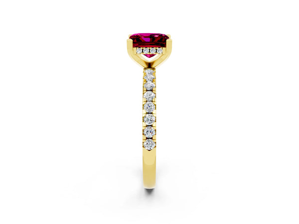 Yellow gold Princess Cut Garnet Solitaire Ring with Round Pavé Band and Four-Prong Setting