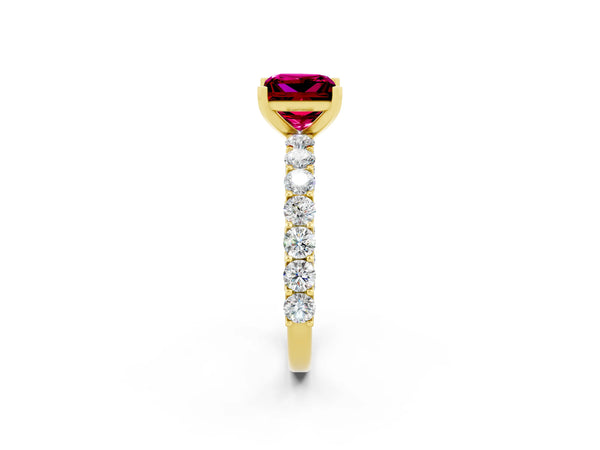 Yellow gold Princess Cut Garnet Solitaire Ring with Shared Prong Pavé Band and Four-Prong Setting