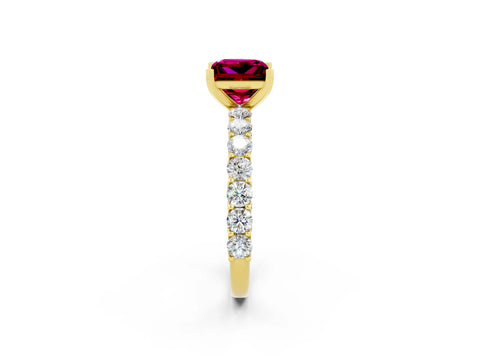 Yellow gold Princess Cut Garnet Solitaire Ring with Shared Prong Pavé Band and Four-Prong Setting_2
