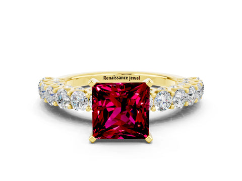 Yellow gold Princess Cut Garnet Solitaire Ring with Shared Prong Pavé Band and Four-Prong Setting
