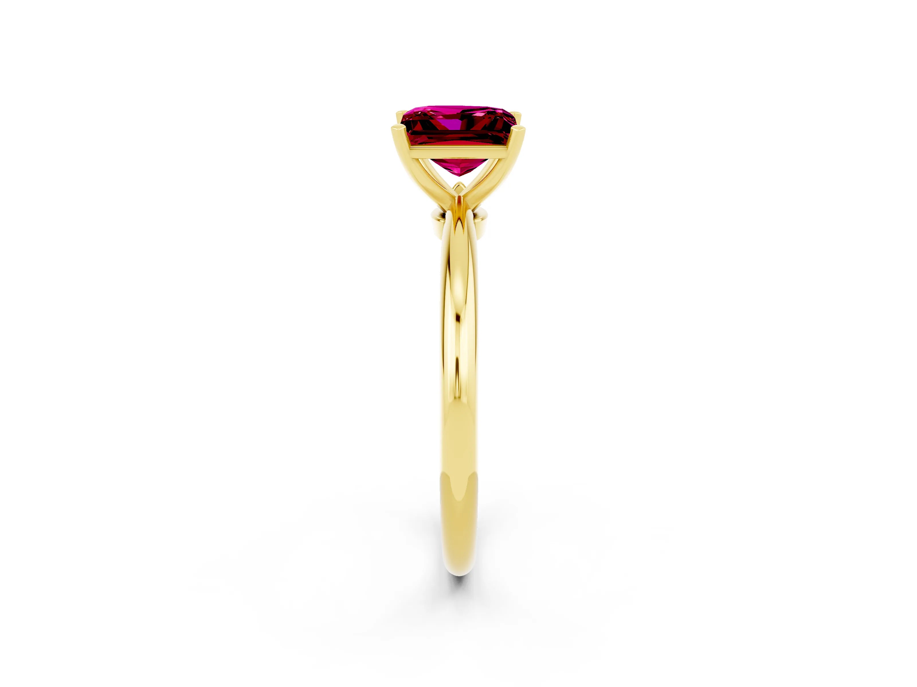 Yellow gold Princess Cut Garnet Solitaire Ring with Six-Prong Setting and Classic Band_2