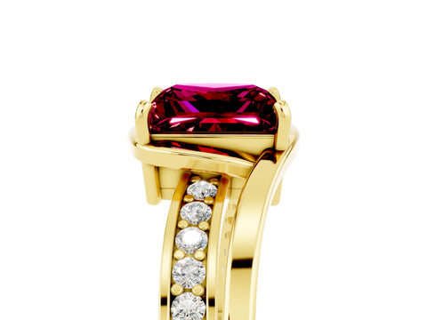 Yellow gold Princess Cut Garnet Solitaire Ring with Split Shank and Prong Setting_5
