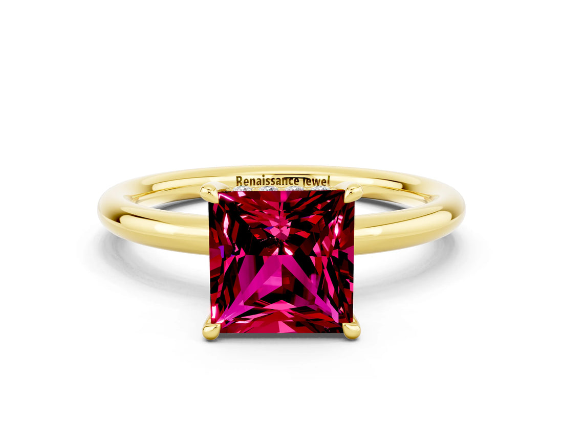 Yellow gold Princess Cut Garnet Solitaire Ring with Thin Band and Four-Prong Setting