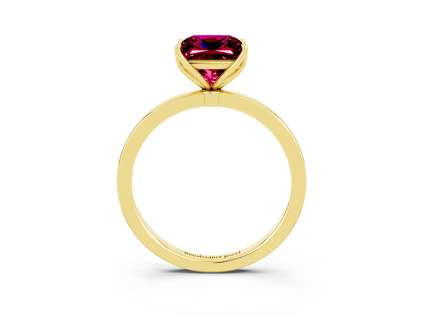 Yellow gold Princess Cut Garnet Solitaire Ring with Thin Band and Prong Setting