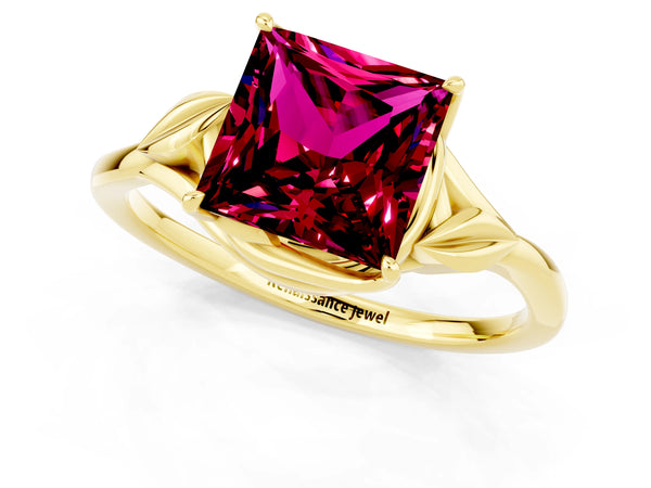 Yellow gold Princess Cut Garnet Solitaire Ring with Twist Band and Four-Prong Setting