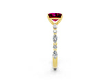 Yellow gold Princess Cut Garnet Solitaire with Side Stones on a Pavé Band and Four-Prong Setting_2