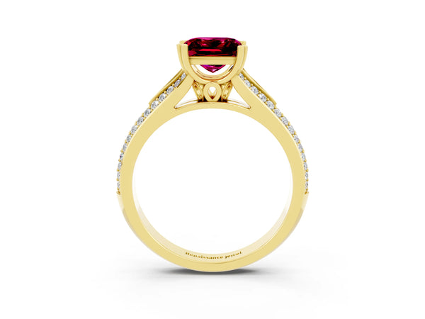 Yellow gold Princess Cut Garnet Split Shank Engagement Ring with Pavé Band