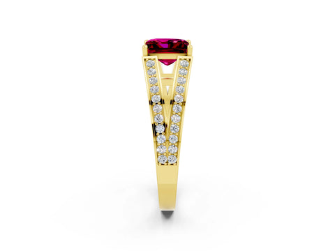 Yellow gold Princess Cut Garnet Split Shank Ring with Pavé Band and Four-Prong Setting_2