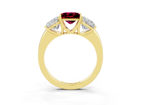 Yellow gold Princess Cut Garnet Three-Stone Ring with Four-Prong Setting and Classic Band