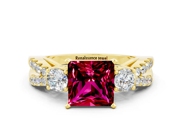Yellow gold Princess Cut Garnet Three-Stone Ring with Pavé Split Shank and Four-Prong Setting