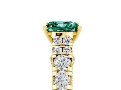 Yellow gold Princess Cut Green Sapphire Classic Solitaire Ring with Pavé Band and Four-Prong Setting_5