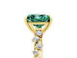 Yellow gold Princess Cut Green Sapphire Cluster Side Stone Solitaire Ring with Prong Setting_29