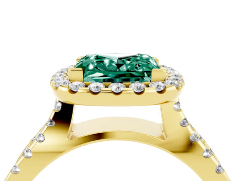 Yellow gold Princess Cut Green Sapphire Halo Ring with Split Shank Pavé Band and Prong Setting_4