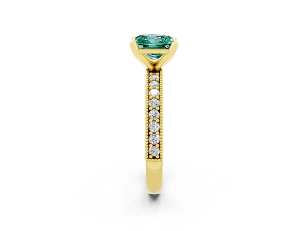 Yellow gold Princess Cut Green Sapphire Milgrain Pavé Engagement Ring with Four-Prong Setting