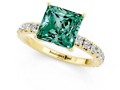 Yellow gold Princess Cut Green Sapphire Pavé Solitaire Engagement Ring with Four-Prong Setting_13