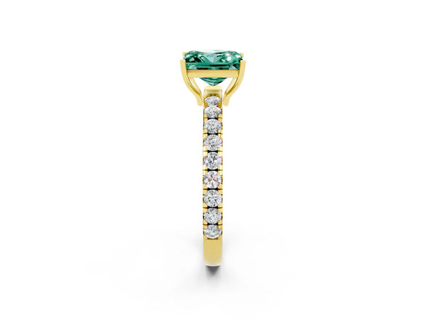 Yellow gold Princess Cut Green Sapphire Pavé Solitaire Engagement Ring with Four-Prong Setting