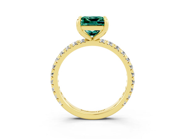 Yellow gold Princess Cut Green Sapphire Pavé Solitaire Ring with Round Band and Prong Setting