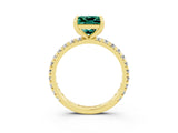 Yellow gold Princess Cut Green Sapphire Pavé Solitaire Ring with Round Band and Prong Setting_27