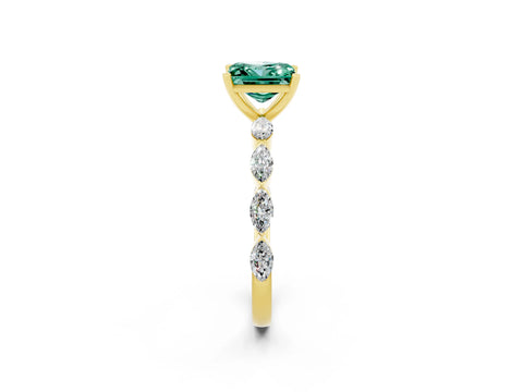 Yellow gold Princess Cut Green Sapphire Ring with Marquise Side Stones and Prong Setting_2