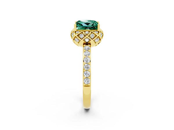 Yellow gold Princess Cut Green Sapphire Scalloped Halo Engagement Ring with Round Shared Prong Band