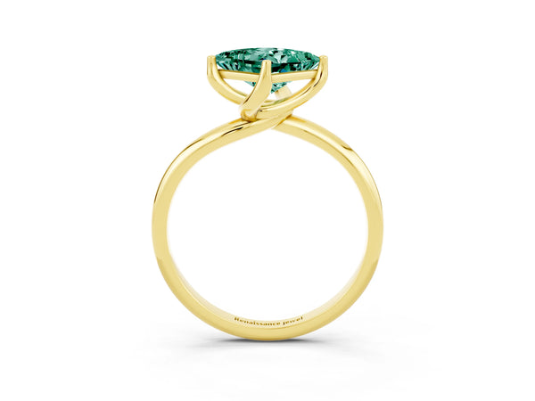 Yellow gold Princess Cut Green Sapphire Solitaire Engagement Ring with Four-Prong Setting and Classic Band