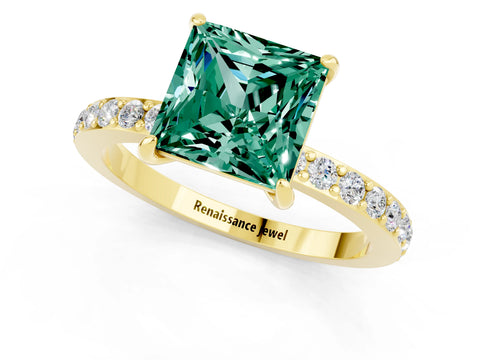 Yellow gold Princess Cut Green Sapphire Solitaire Engagement Ring with Pavé Band and Four-Prong Setting_1