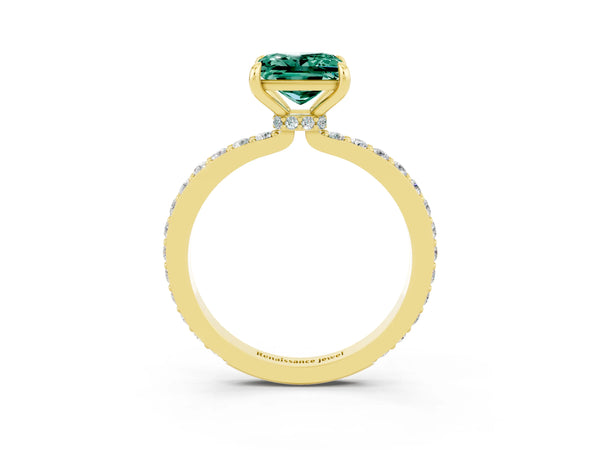 Yellow gold Princess Cut Green Sapphire Solitaire Engagement Ring with Pavé Band and Four-Prong Setting