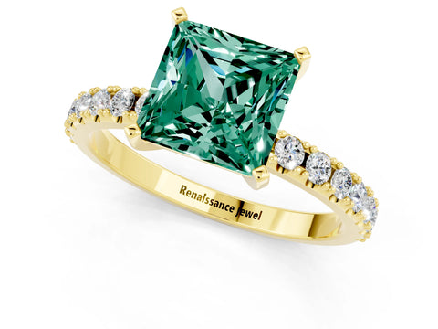 Yellow gold Princess Cut Green Sapphire Solitaire Pavé Band with Four-Prong Setting_1
