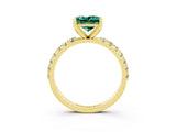 Yellow gold Princess Cut Green Sapphire Solitaire Pavé Band with Four-Prong Setting_3