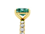 Yellow gold Princess Cut Green Sapphire Solitaire Pavé Band with Four-Prong Setting_5