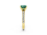 Yellow gold Princess Cut Green Sapphire Solitaire Pavé Engagement Ring with Round Band and Prong Setting_14