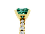 Yellow gold Princess Cut Green Sapphire Solitaire Pavé Engagement Ring with Round Band and Prong Setting_17