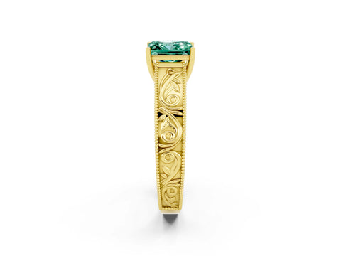 Yellow gold Princess Cut Green Sapphire Solitaire Ring with Engraved Band and Four-Prong Setting_2