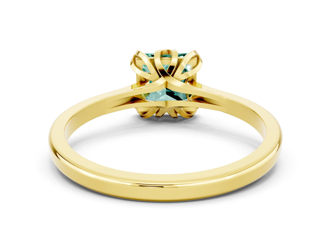 Yellow gold Princess Cut Green Sapphire Solitaire Ring with Flower Prong Setting and Classic Band_36