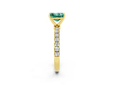 Yellow gold Princess Cut Green Sapphire Solitaire Ring with Pavé Accents and Four-Prong Setting_2