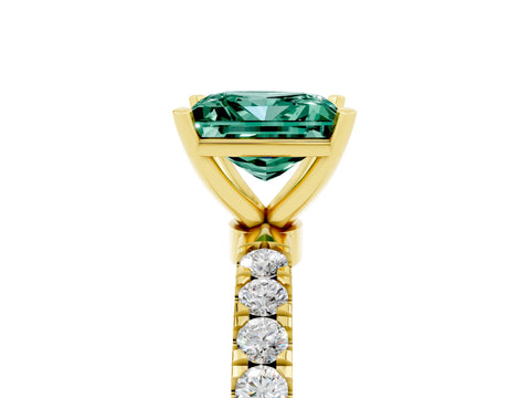 Yellow gold Princess Cut Green Sapphire Solitaire Ring with Pavé Accents and Four-Prong Setting_5