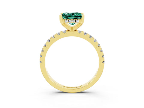 Yellow gold Princess Cut Green Sapphire Solitaire Ring with Pavé Band and Four-Prong Setting_27