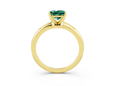 Yellow gold Princess Cut Green Sapphire Solitaire Ring with Six-Prong Setting and Classic Band_3