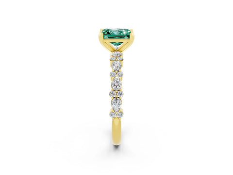Yellow gold Princess Cut Green Sapphire Solitaire with Side Stones, Pave Band, Four-Prong Setting_38