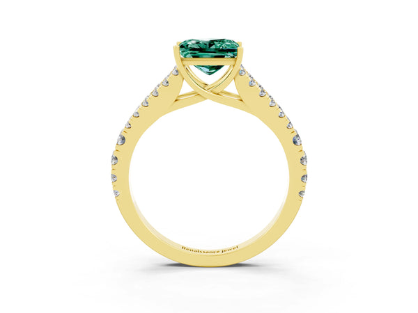 Yellow gold Princess Cut Green Sapphire Split Shank Pavé Engagement Ring with Four-Prong Setting