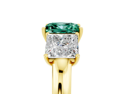Yellow gold Princess Cut Green Sapphire Three-Stone Ring with Four-Prong Setting and Classic Band_5