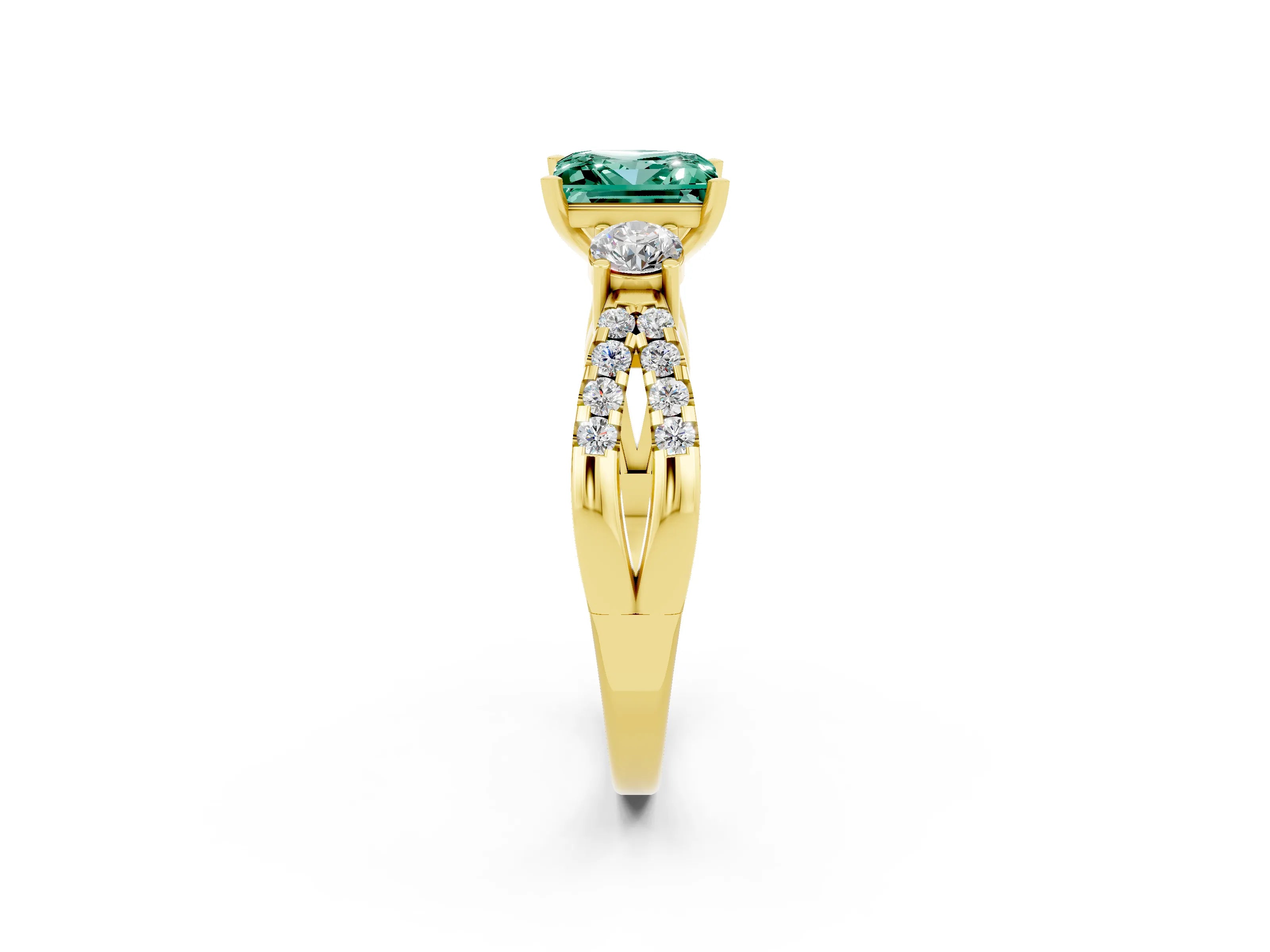 Yellow gold Princess Cut Green Sapphire Three-Stone Ring with Pavé Split Shank and Four-Prong Setting_2