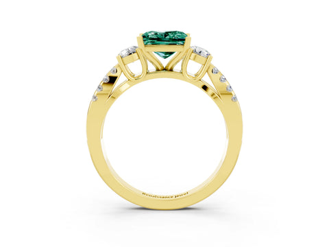 Yellow gold Princess Cut Green Sapphire Three-Stone Ring with Pavé Split Shank and Four-Prong Setting_3