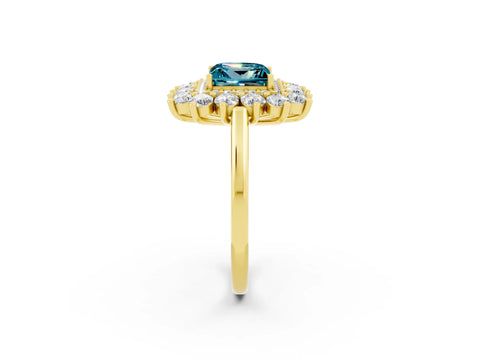Yellow gold Princess Cut Halo Cluster Diamond Ring with Pave Band and Four-Prong Setting_14
