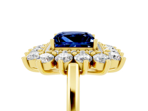 Yellow gold Princess Cut Halo Cluster Diamond Ring with Pave Band and Four-Prong Setting_23