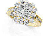 Yellow gold Princess Cut Halo Diamond Pavé Engagement Ring with Milgrain Detailing_20