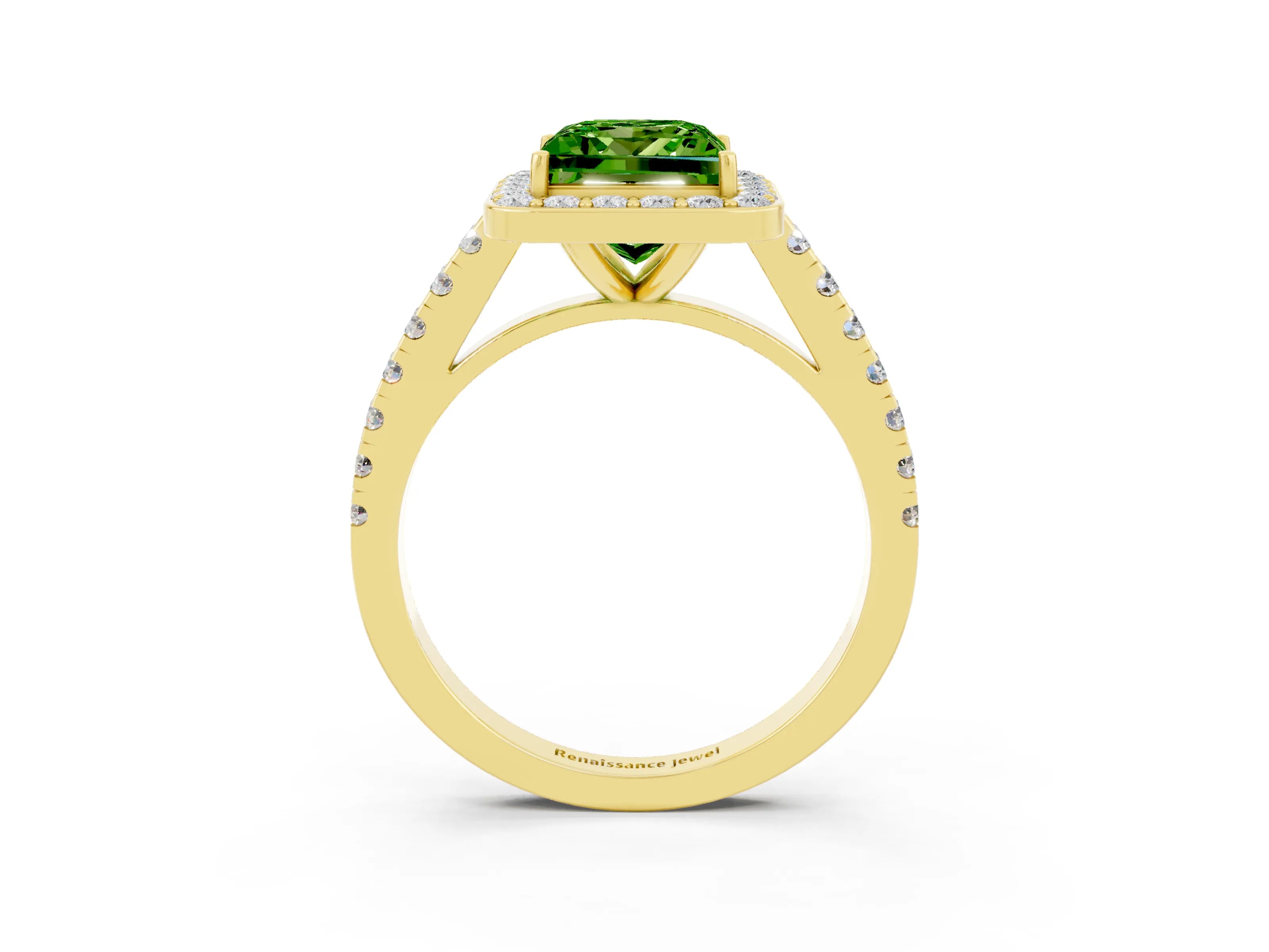 Yellow gold Princess Cut Halo Diamond Ring with Pavé Band and Three-Prong Setting_3