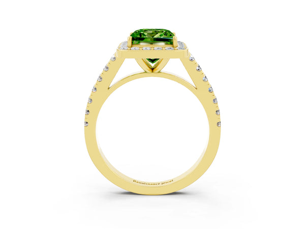 Yellow gold Princess Cut Halo Diamond Ring with Pavé Band and Three-Prong Setting